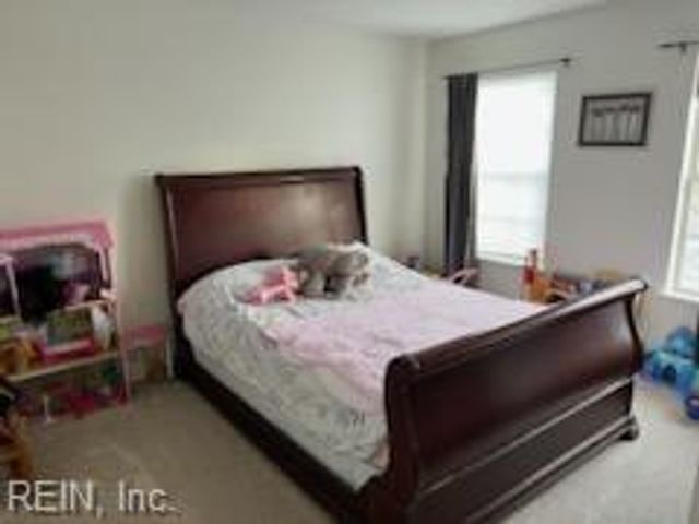 141 Baker Farm DR, Hampton, VA 23666