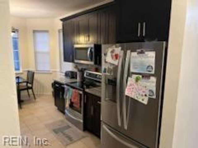 141 Baker Farm DR, Hampton, VA 23666