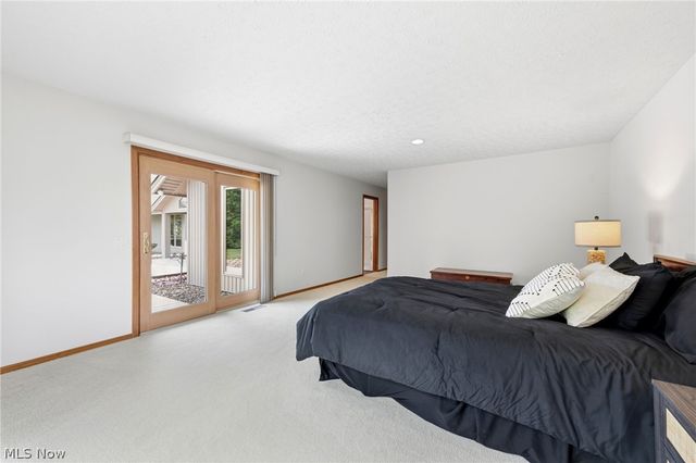 32672 Heron Circle, North Ridgeville, OH 44039