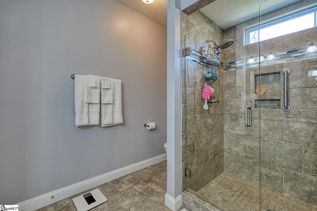 205 Creekside Farms Way, Duncan, SC 29334