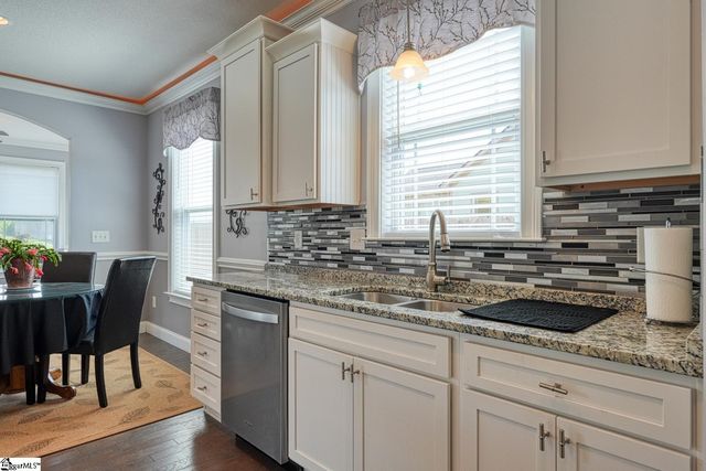 205 Creekside Farms Way, Duncan, SC 29334
