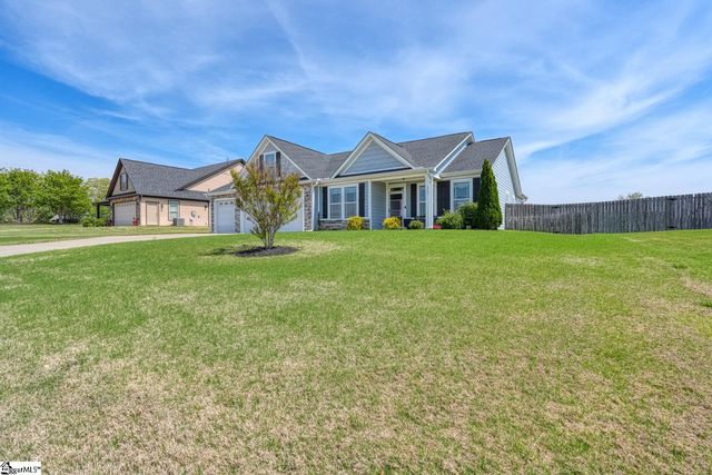 205 Creekside Farms Way, Duncan, SC 29334