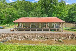 333 Cubbins Hollow Rd, Dowelltown, TN 37059