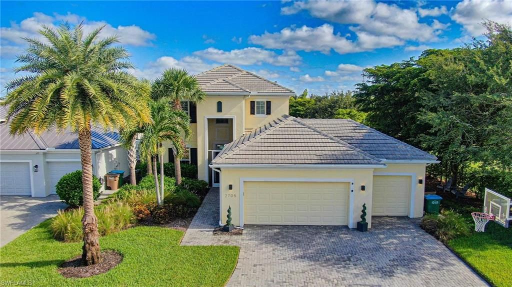 2705 Lambay CT, Cape Coral, FL 33991