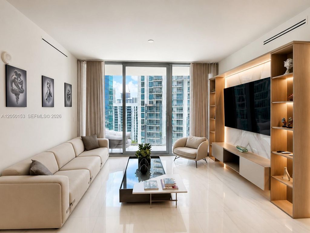 300 Biscayne Boulevard Way 2609W, Miami, FL 33131