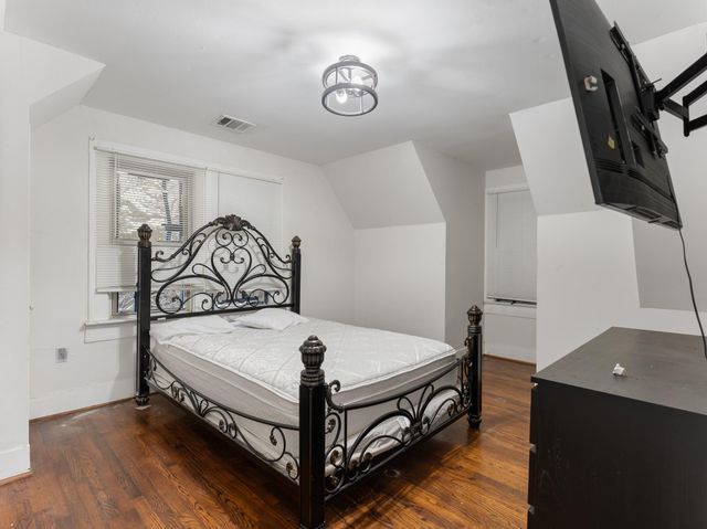 2520 1st Street, Bay City, TX 77414