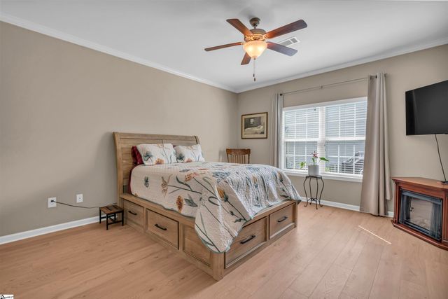 184 Shady Grove Drive, Simpsonville, SC 29681