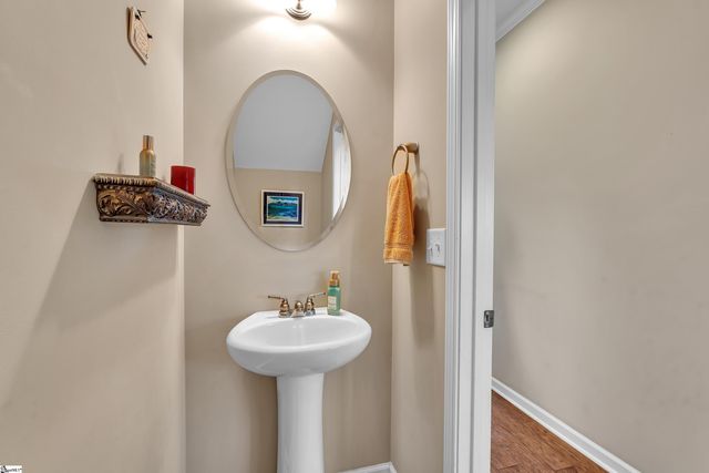 184 Shady Grove Drive, Simpsonville, SC 29681
