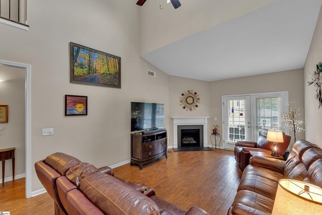 184 Shady Grove Drive, Simpsonville, SC 29681