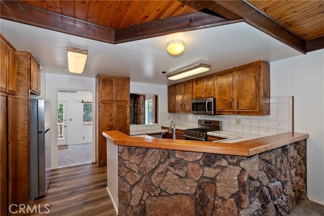 828 Tehama Drive, Big Bear Lake, CA 92315