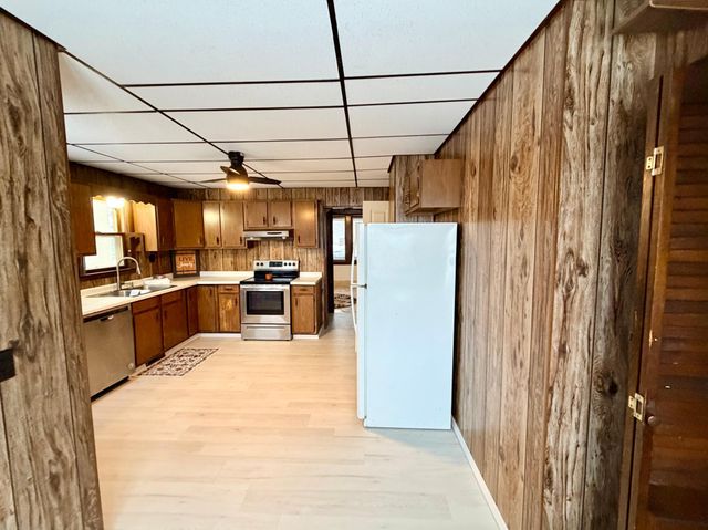 126 2nd Street SW, Chisholm, MN 55719