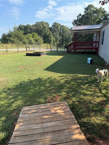 340 Earls Mill Road, Seneca, SC 29678