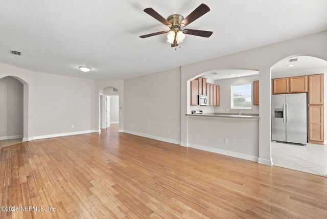 4480 DEERWOOD LAKE Parkway 151, Jacksonville, FL 32216