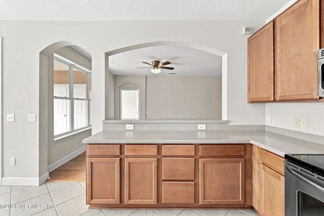 4480 DEERWOOD LAKE Parkway 151, Jacksonville, FL 32216