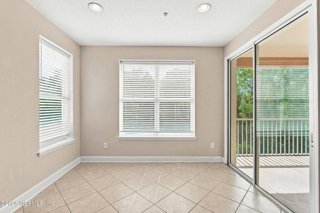 4480 DEERWOOD LAKE Parkway 151, Jacksonville, FL 32216