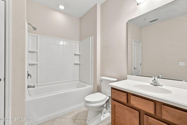 4480 DEERWOOD LAKE Parkway 151, Jacksonville, FL 32216