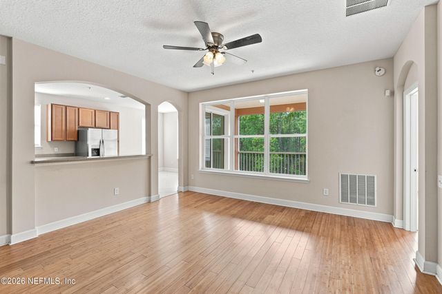 4480 DEERWOOD LAKE Parkway 151, Jacksonville, FL 32216