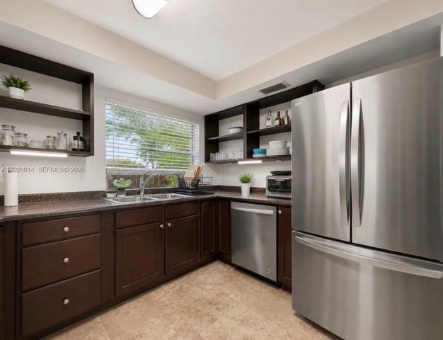 11105 SW 132nd Court 114, Miami, FL 33186