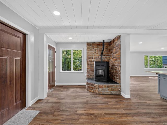 1535 Wood Moor Drive, Fort Wayne, IN 46804