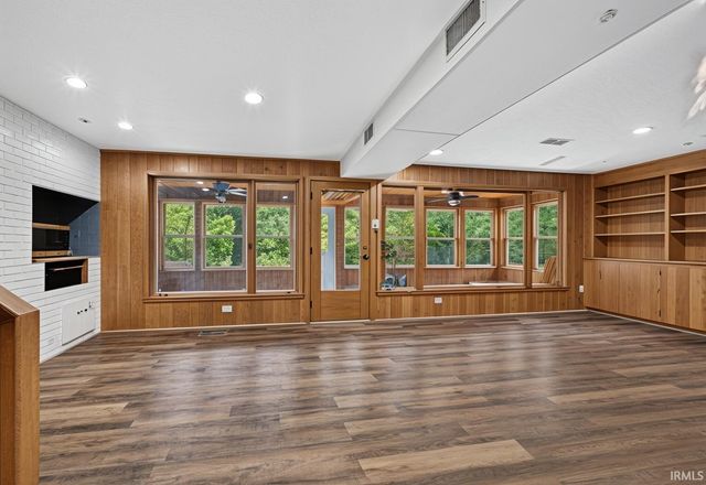 1535 Wood Moor Drive, Fort Wayne, IN 46804