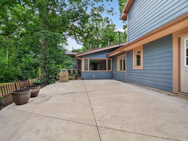 1535 Wood Moor Drive, Fort Wayne, IN 46804