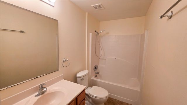 2644 12th Square SW, Vero Beach, FL 32968