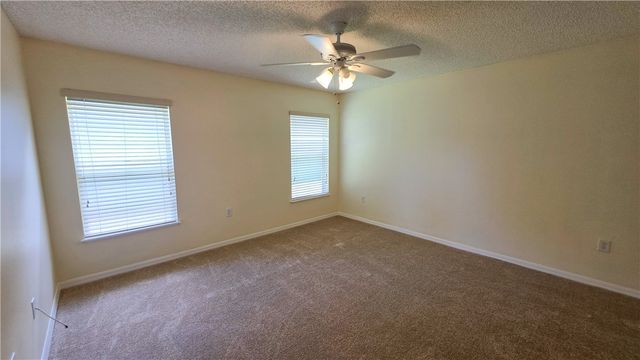 2644 12th Square SW, Vero Beach, FL 32968