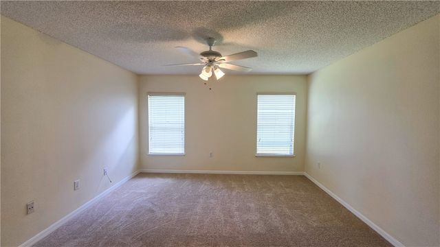 2644 12th Square SW, Vero Beach, FL 32968
