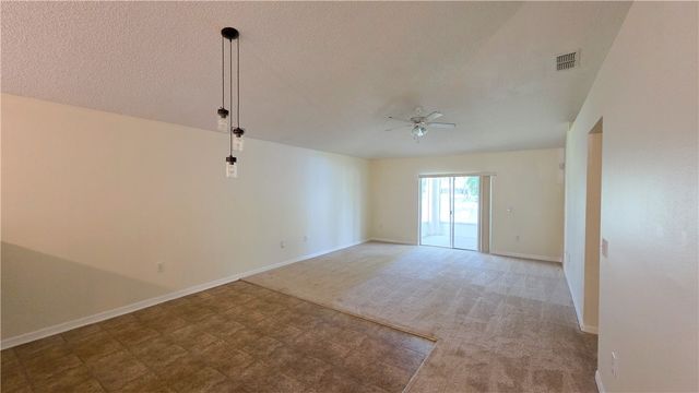2644 12th Square SW, Vero Beach, FL 32968