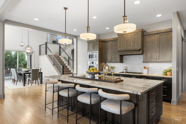 6080 E Barber Dr, Boise, ID 83716