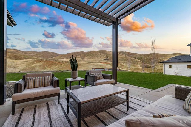 6080 E Barber Dr, Boise, ID 83716