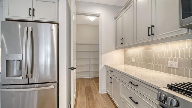 10158 CRYSTAL ISLES CIRCLE, Sarasota, FL 34241