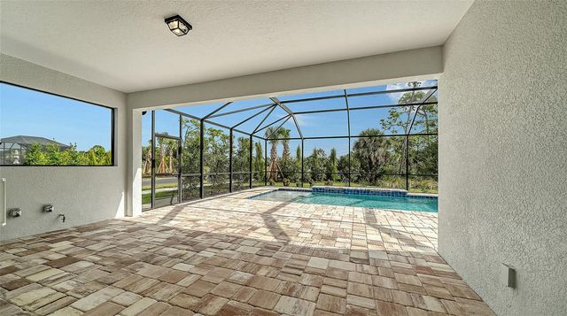 10158 CRYSTAL ISLES CIRCLE, Sarasota, FL 34241