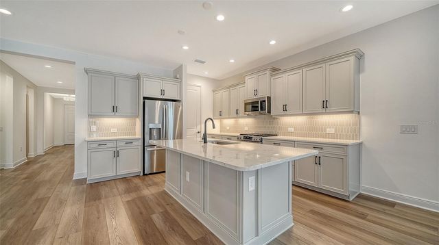 10158 CRYSTAL ISLES CIRCLE, Sarasota, FL 34241