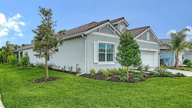 10158 CRYSTAL ISLES CIRCLE, Sarasota, FL 34241