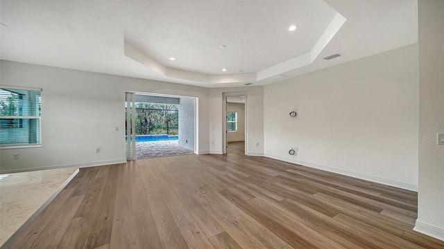 10158 CRYSTAL ISLES CIRCLE, Sarasota, FL 34241