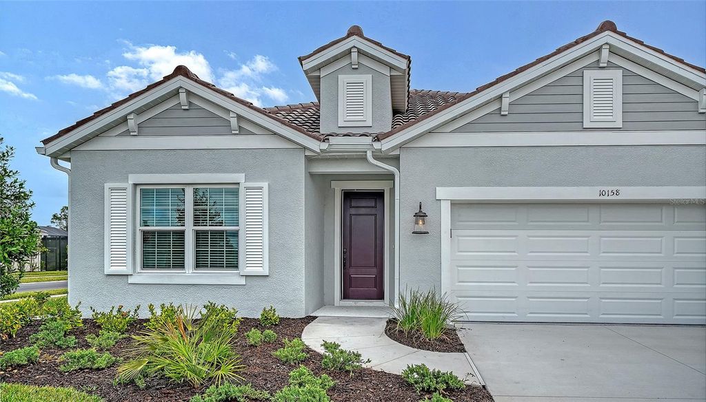 10158 CRYSTAL ISLES CIRCLE, Sarasota, FL 34241