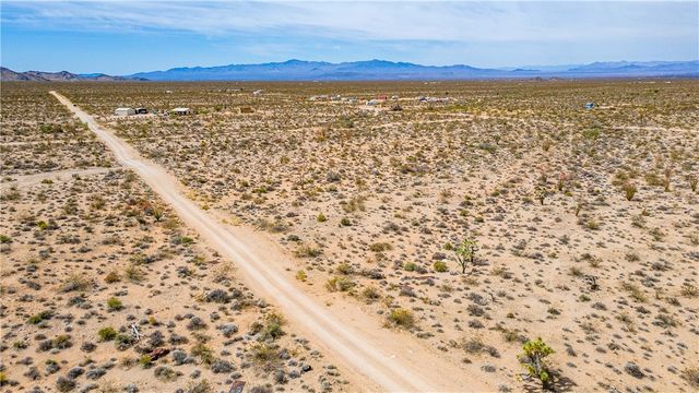 Lot 7 S Sherry Road, Yucca, AZ 86438