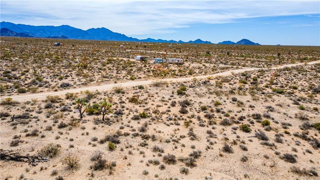 Lot 7 S Sherry Road, Yucca, AZ 86438