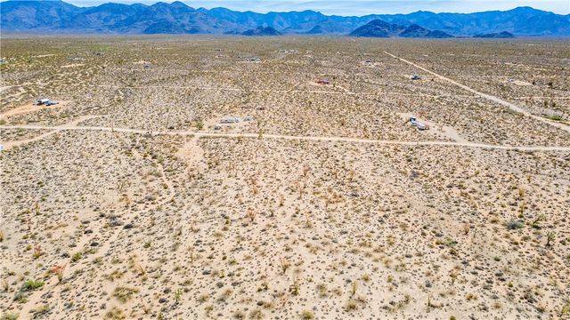 Lot 7 S Sherry Road, Yucca, AZ 86438