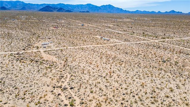 Lot 7 S Sherry Road, Yucca, AZ 86438
