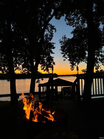 3484 N Shore Acres Court, Monticello, IN 47960