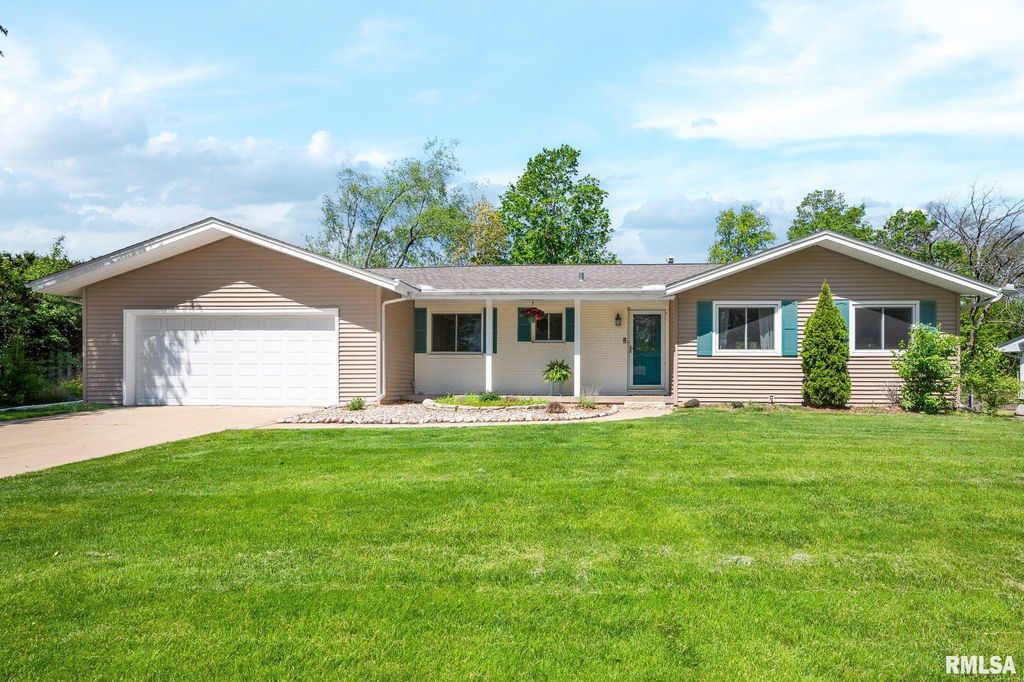 1255 W WONDERVIEW Drive, Dunlap, IL 61525
