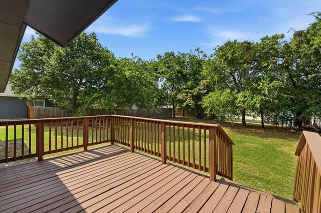 214 E Evans Street, Pilot Point, TX 76258