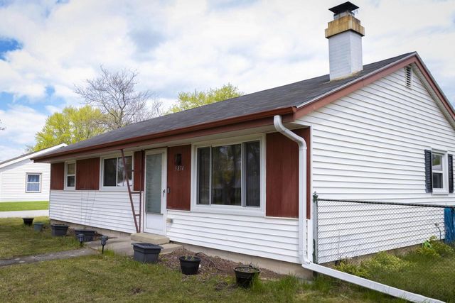 5874 Marilyn STREET, Milwaukee, WI 53221