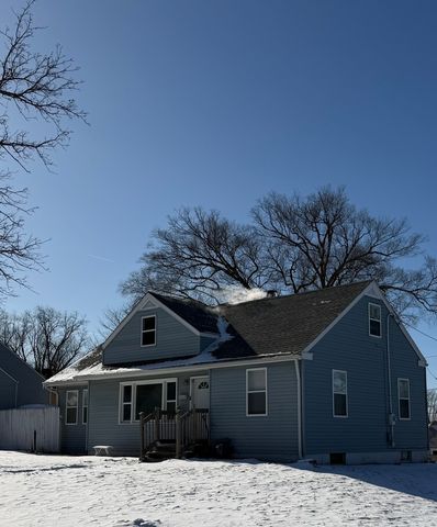 2003 Nebraska Road, Rockford, IL 61108