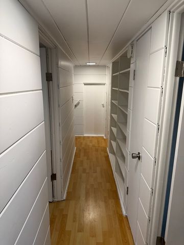 2003 Nebraska Road, Rockford, IL 61108