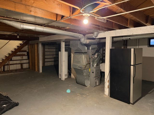 2003 Nebraska Road, Rockford, IL 61108