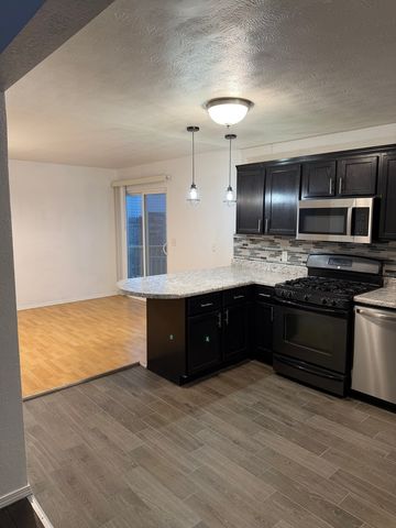 2003 Nebraska Road, Rockford, IL 61108