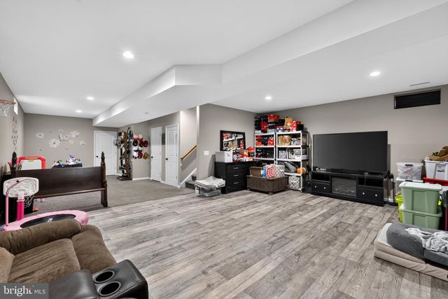 2417 KAY AVE, Trevose, PA 19053